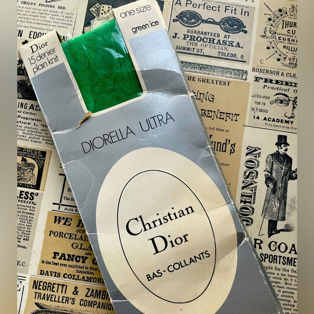 Vintage bright green Christian Dior tights - brand new in box - S/M/one size
